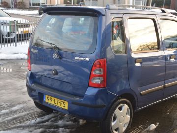 Suzuki Wagon R+